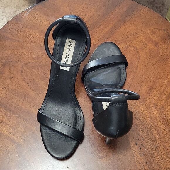 STEVE MADDEN STRAPPY LEATHER OPEN TOE HIGH HEEL SANDAL - Picture 5 of 16